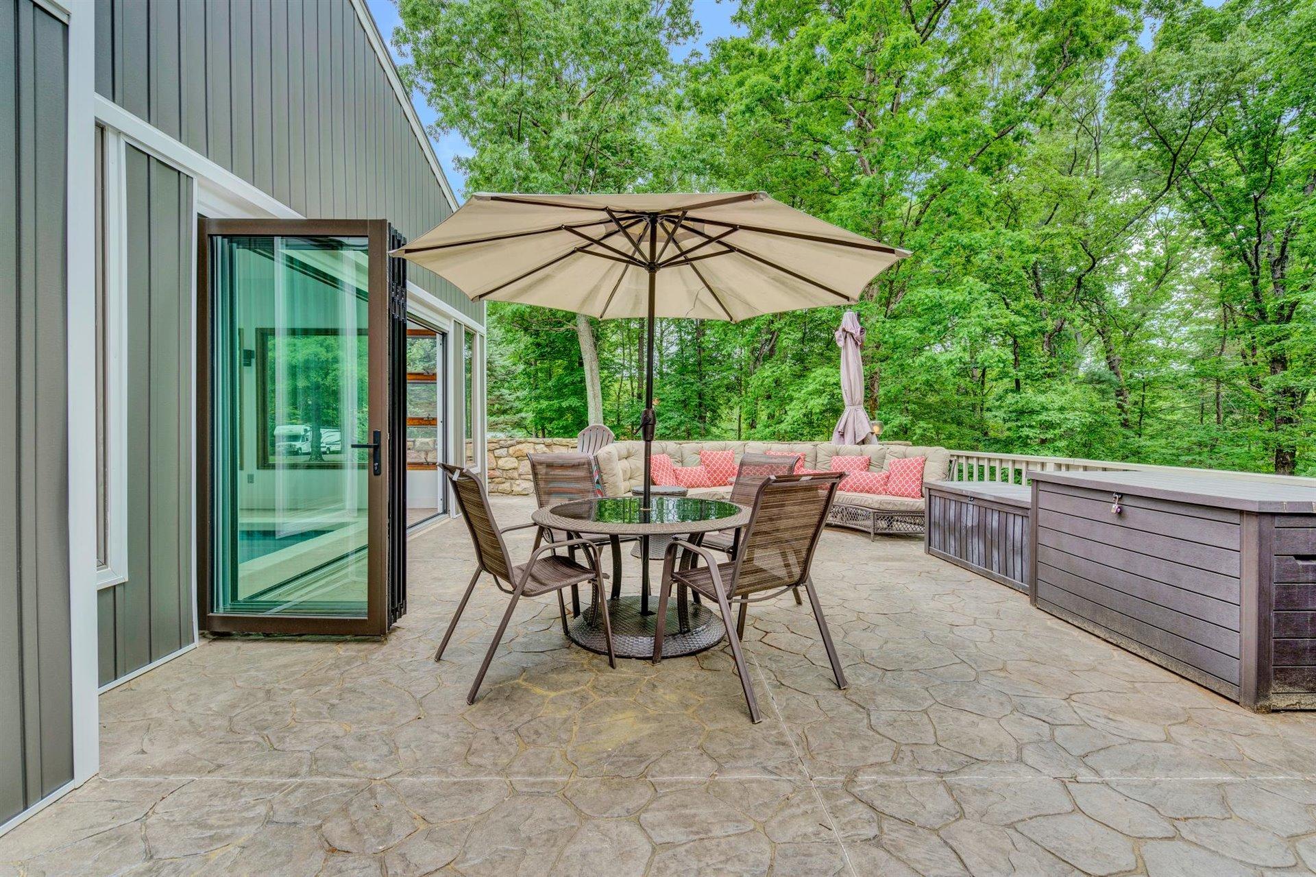1418 Waldheim Road Salem, VA 24153 - Photo 16 of 63 24-051220210017