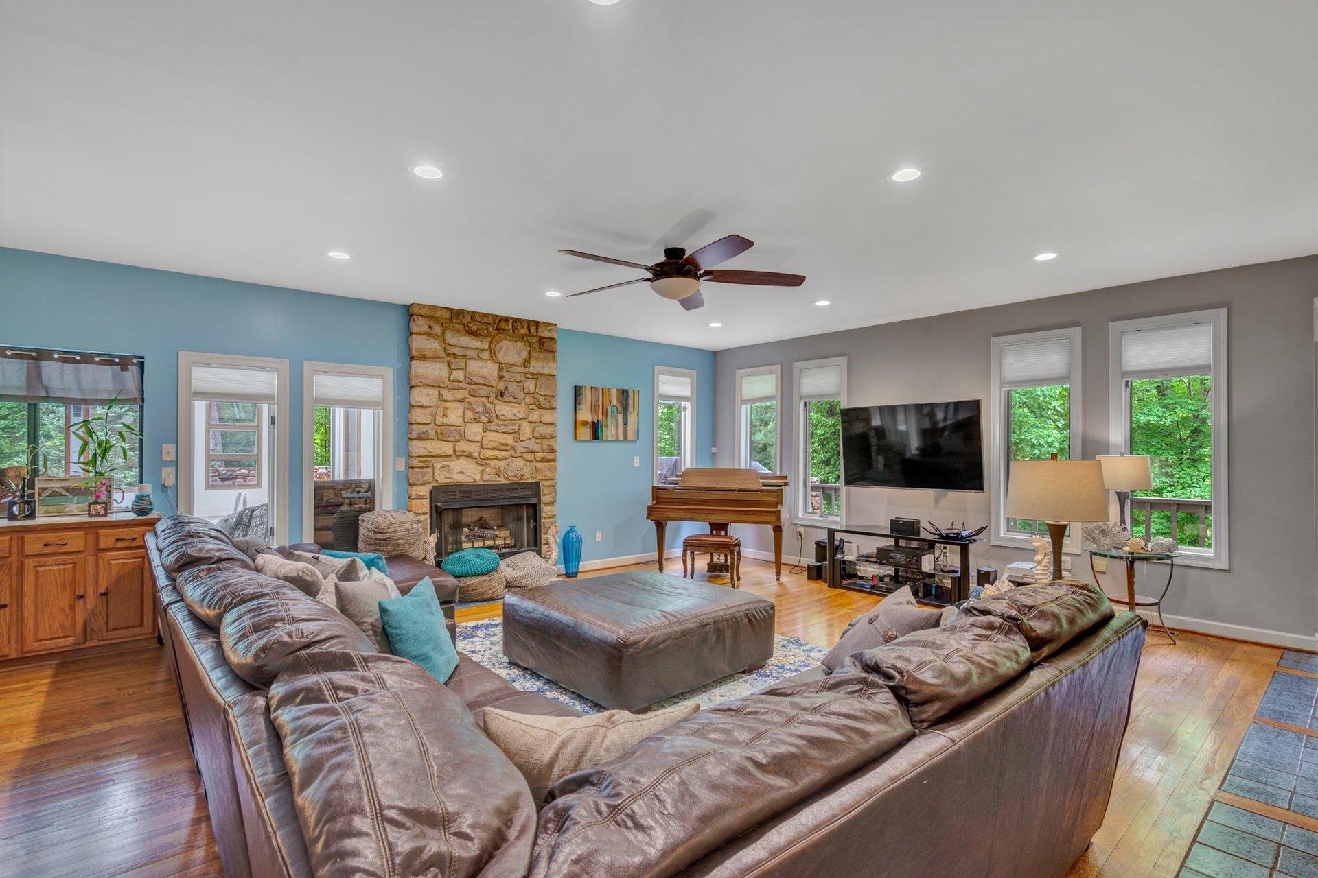 1418 Waldheim Road Salem, VA 24153 - Photo 22 of 63 29-051220210021