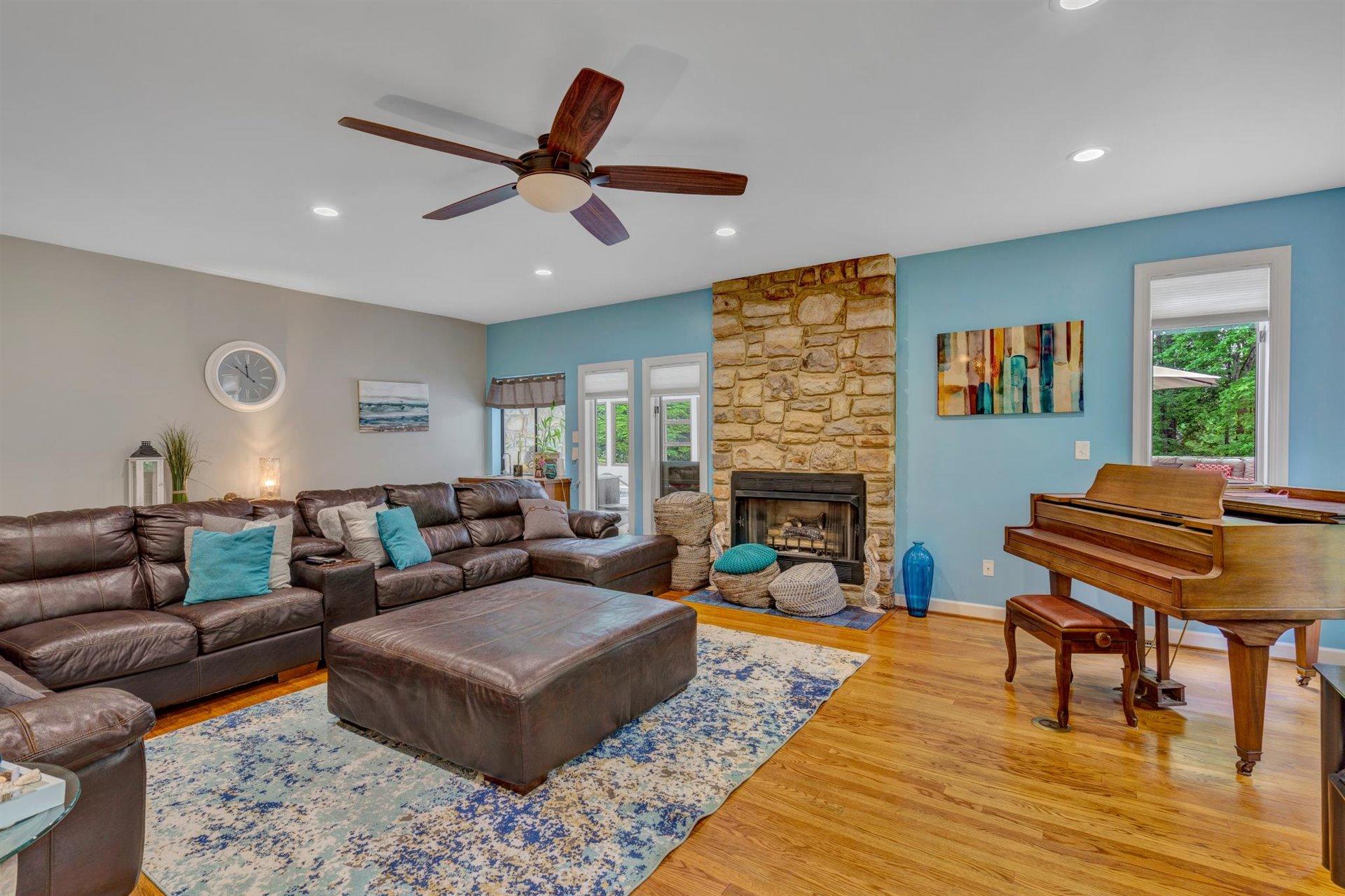 1418 Waldheim Road Salem, VA 24153 - Photo 23 of 63 30-051220210022