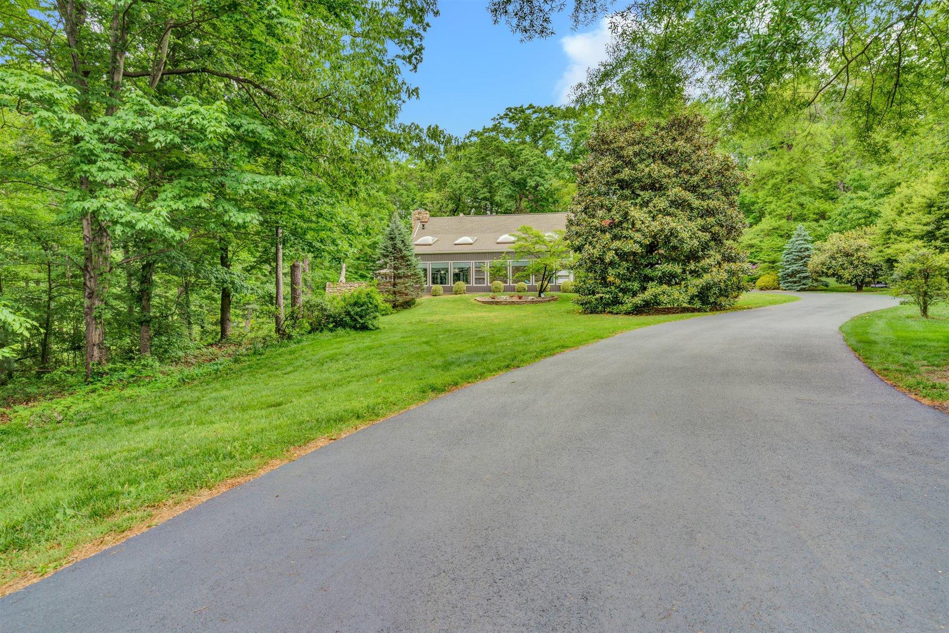 1418 Waldheim Road Salem, VA 24153 - Photo 60 of 63 58-051220210055