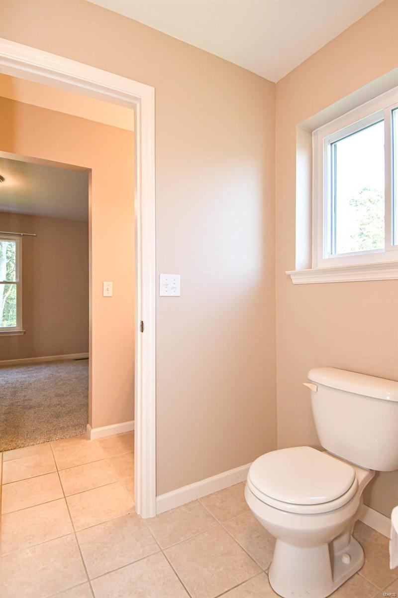 907 Palomino Path High Ridge, MO 63049 - Photo 37 of 60