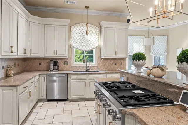 $1,249,000 | 130 Tchefuncta S Drive, Covington, LA 70433