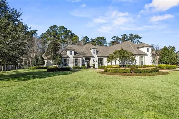 $1,195,000 | 130 Tchefuncta S Drive, Covington, LA 70433