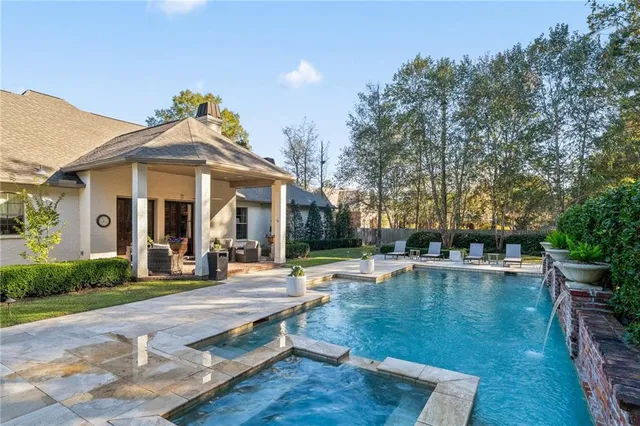 $1,249,000 | 130 Tchefuncta S Drive, Covington, LA 70433