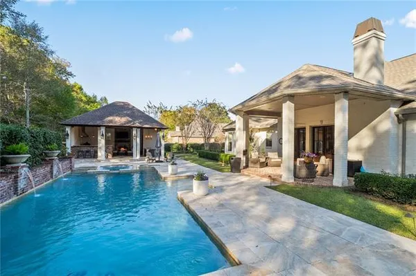 $1,195,000 | 130 Tchefuncta S Drive, Covington, LA 70433