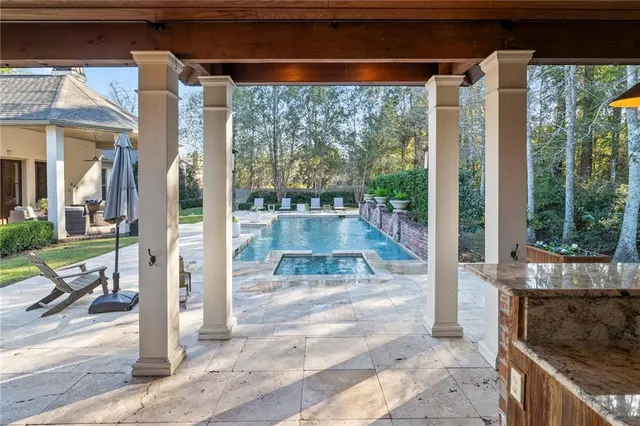 $1,249,000 | 130 Tchefuncta S Drive, Covington, LA 70433