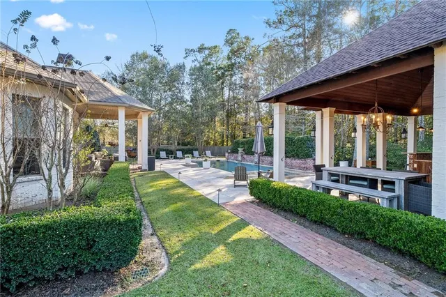 $1,249,000 | 130 Tchefuncta S Drive, Covington, LA 70433