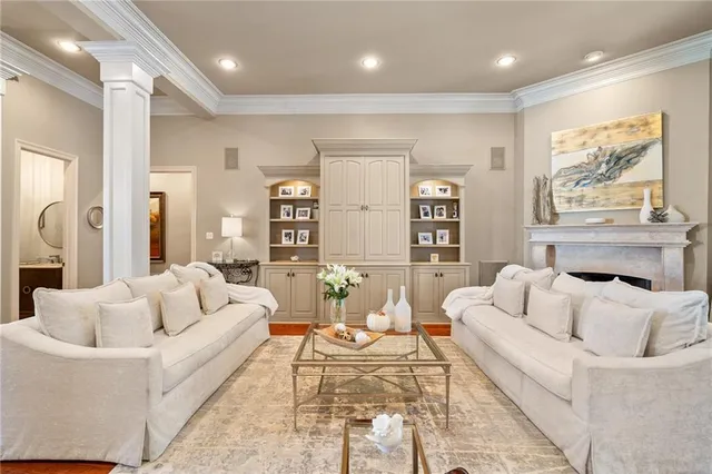 $1,249,000 | 130 Tchefuncta S Drive, Covington, LA 70433