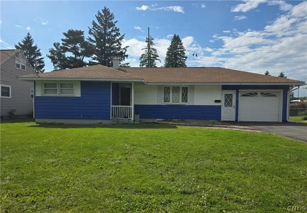 $267,000 | 515 Locust Drive, Utica, NY 13502