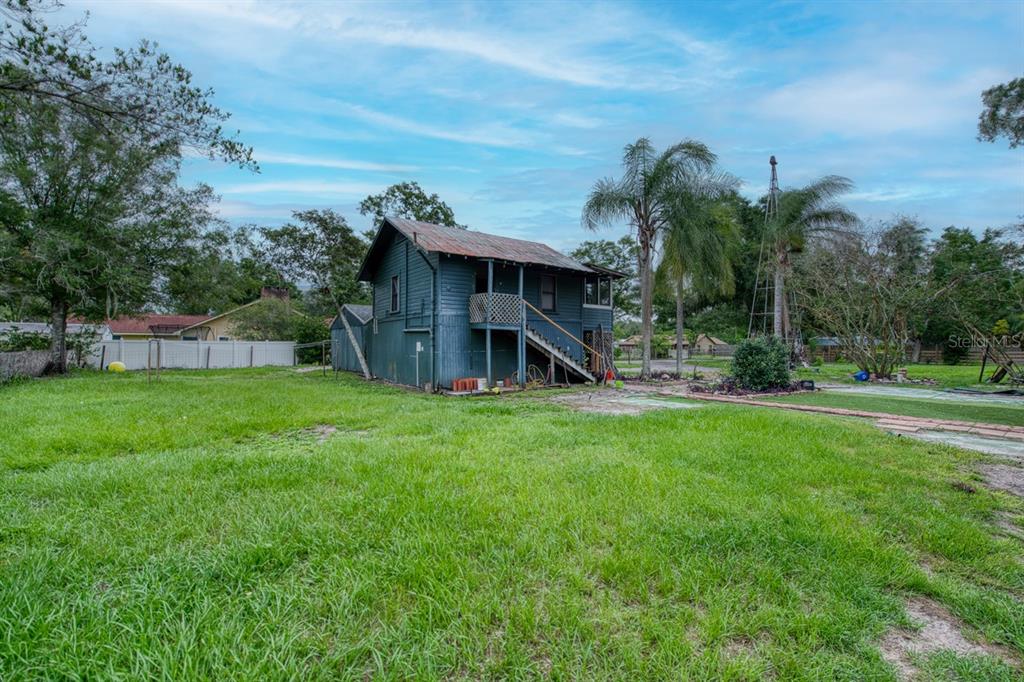 17321 Simmons Road Lutz, FL 33548 - Photo 36 of 40