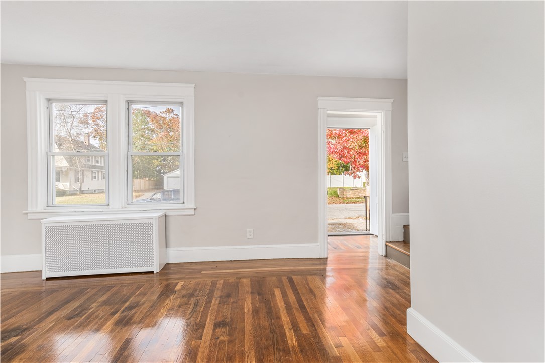 31 Haddon Hill Road Cranston, RI 02905 - Photo 8 of 46 Gallery Image 8
