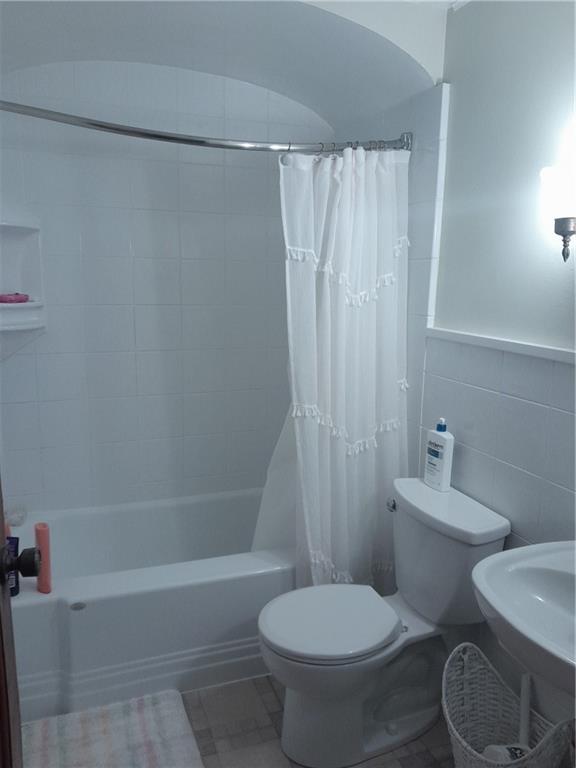 17 Herbst Road Coraopolis, PA 15108 - Photo 16 of 34