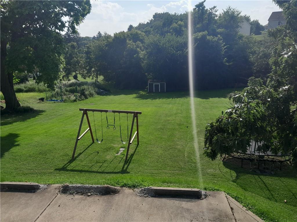 17 Herbst Road Coraopolis, PA 15108 - Photo 32 of 34