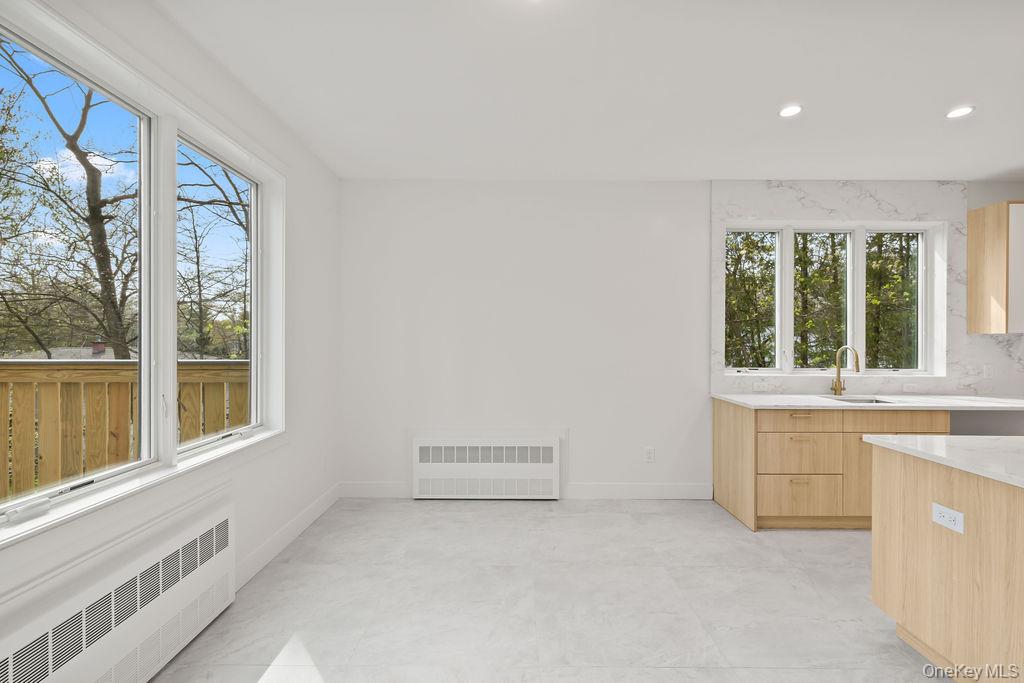 5 Mirror Lake Road, Unit 202 Spring Valley, NY 10977 - Photo 12 of 50 Dining Area