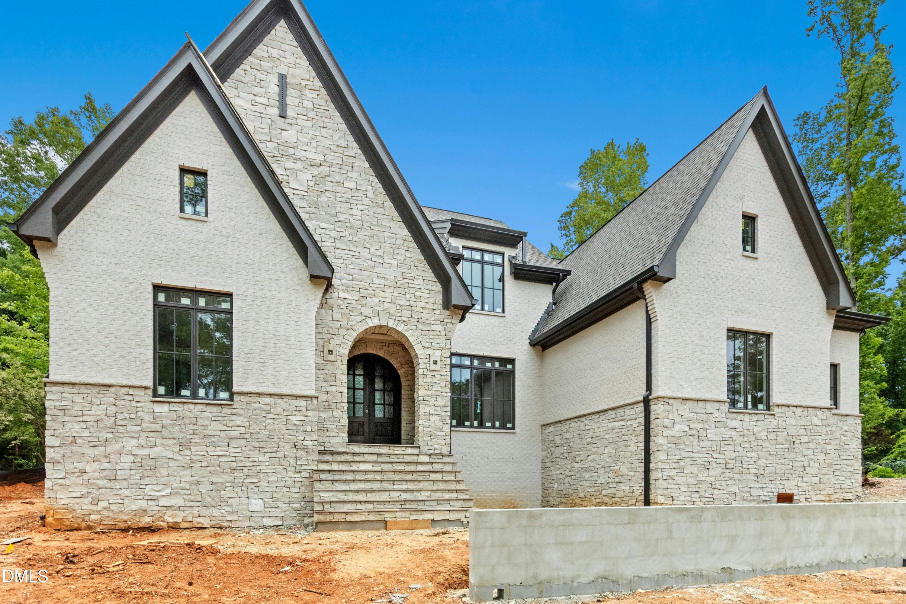 2024 Cadenza Lane Raleigh, NC 27614 - Photo 2 of 41 001-489266-IMG_5563