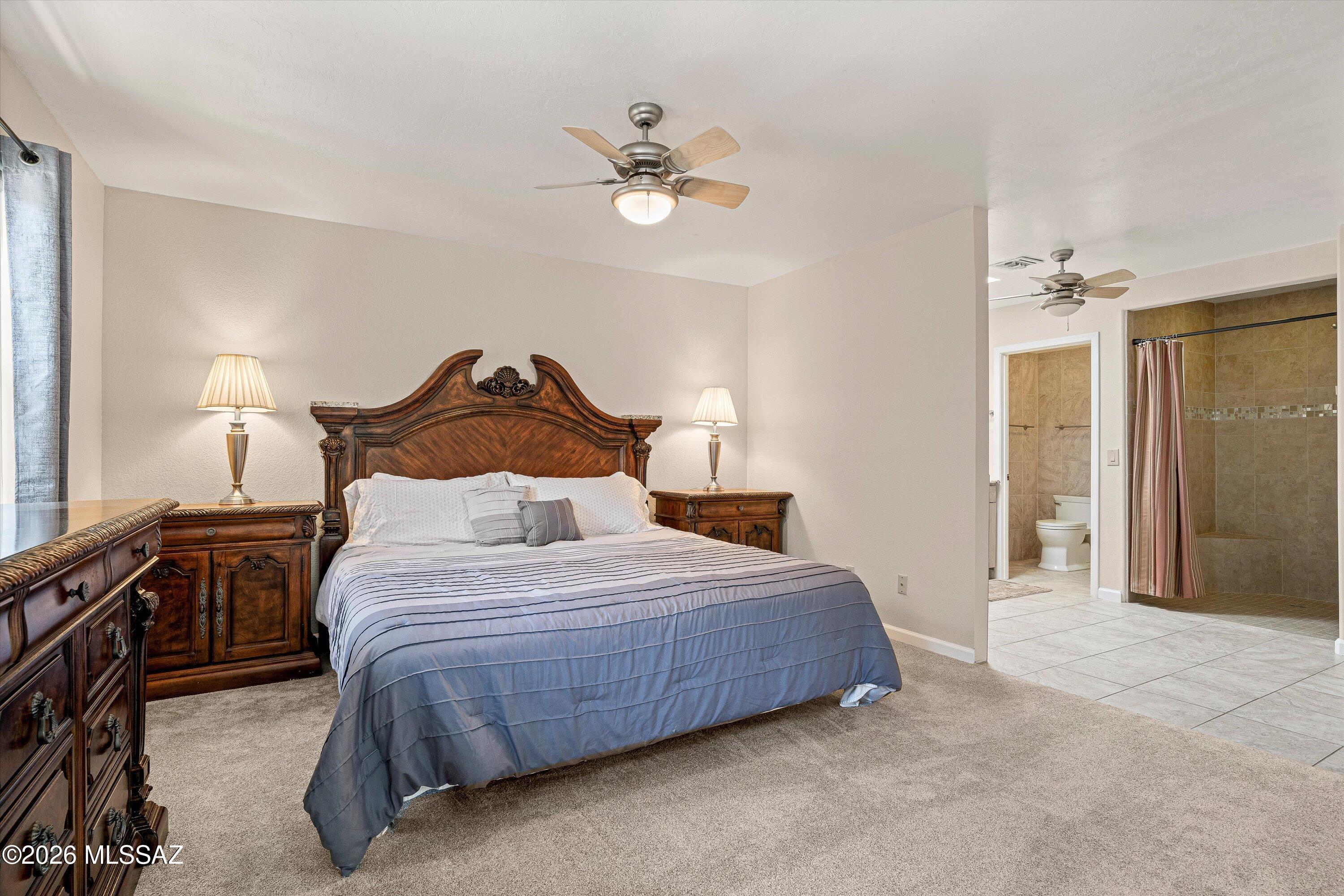 7402 East Wandering Road Tucson, AZ 85750 - Photo 17 of 38 Primary Bedroom