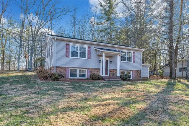 $300,000 | 105 Forest Hill Lane, Rocky Mount, VA 24151