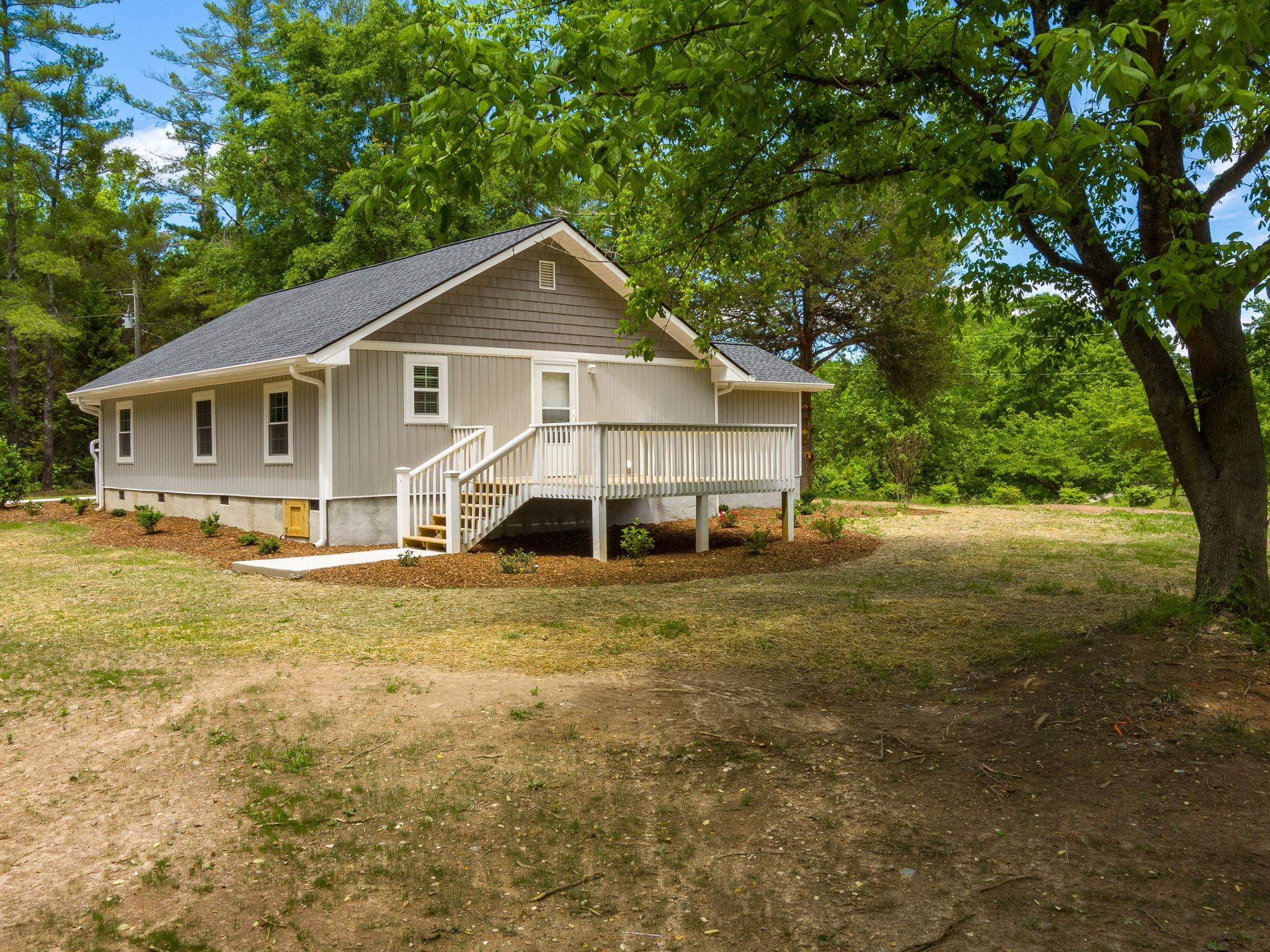 151 Oak Grove Road Landrum, SC 29356 - Photo 16 of 19 Gallery Image 16