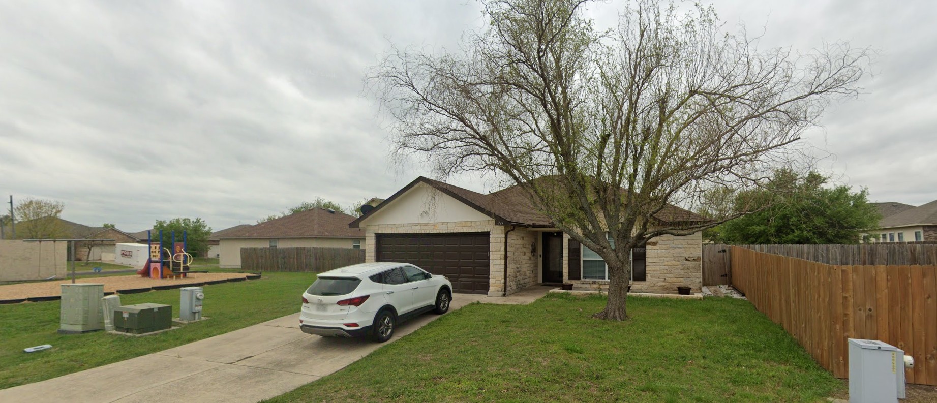 411 Copper Lane Jarrell, TX 76537 - Photo 1 of 32 If you're looking for privacy, this is the home for you!!