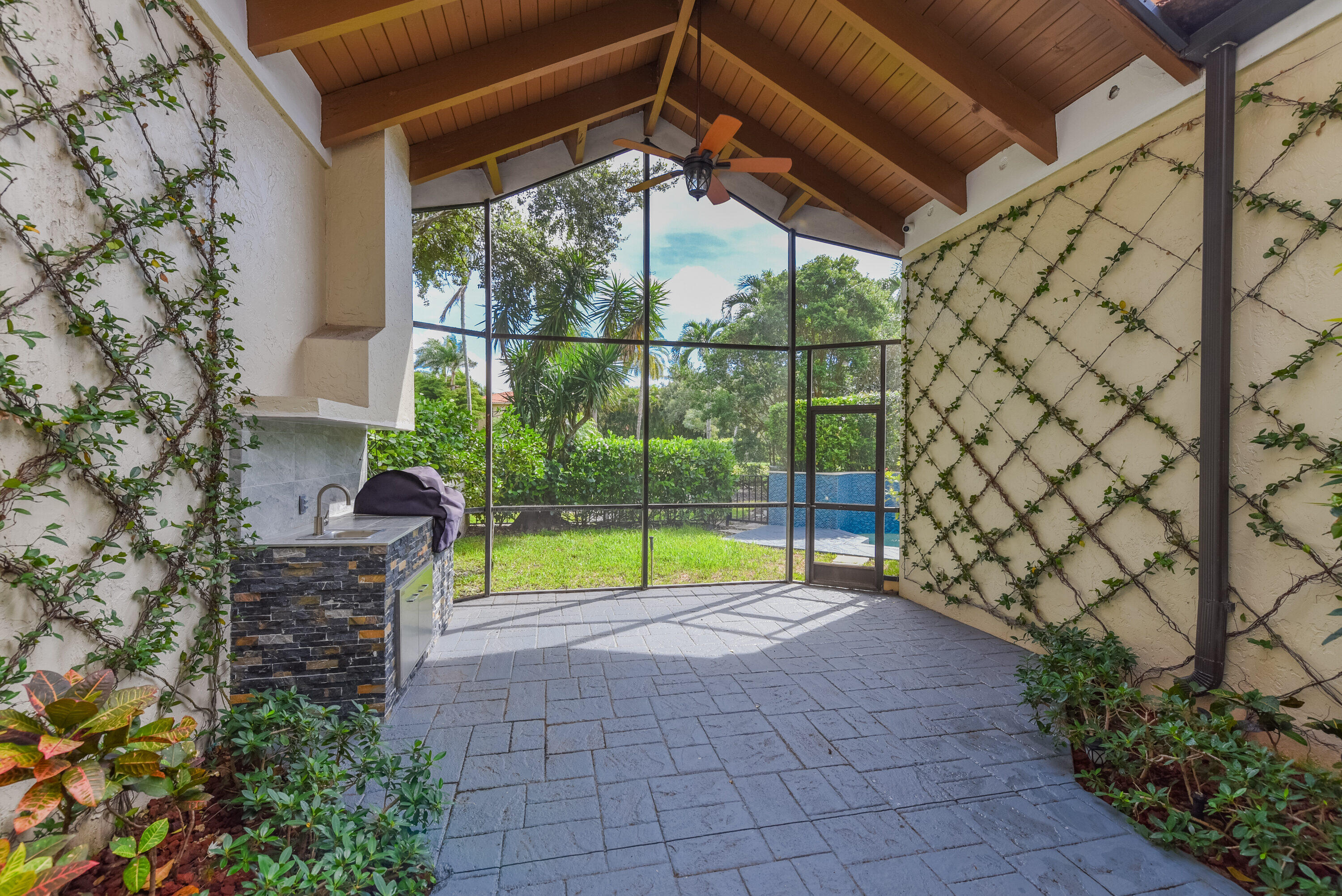 7493 Campo Florido Boca Raton, FL 33433 - Photo 4 of 62 Covered Patio
