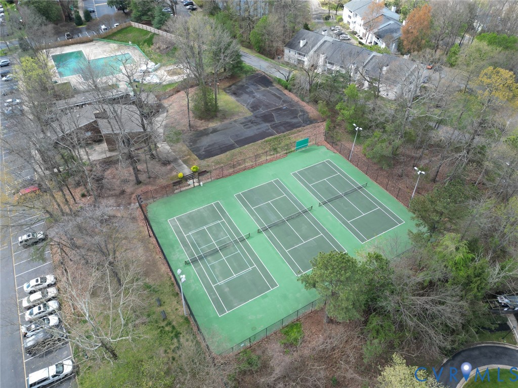 1513 Regency Woods Road, Unit 101 Henrico, VA 23238 - Photo 47 of 50 a view of a backyard