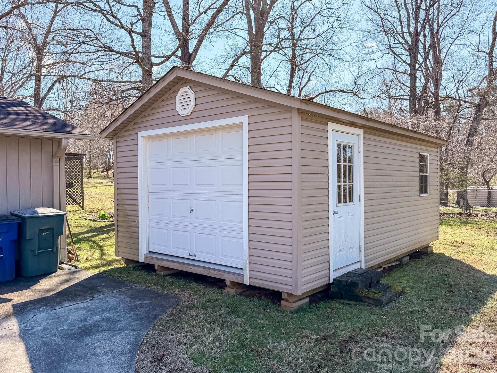 1017 3rd Avenue Northwest Conover, NC 28613 - Photo 46 of 46 a front view of a house with a yard