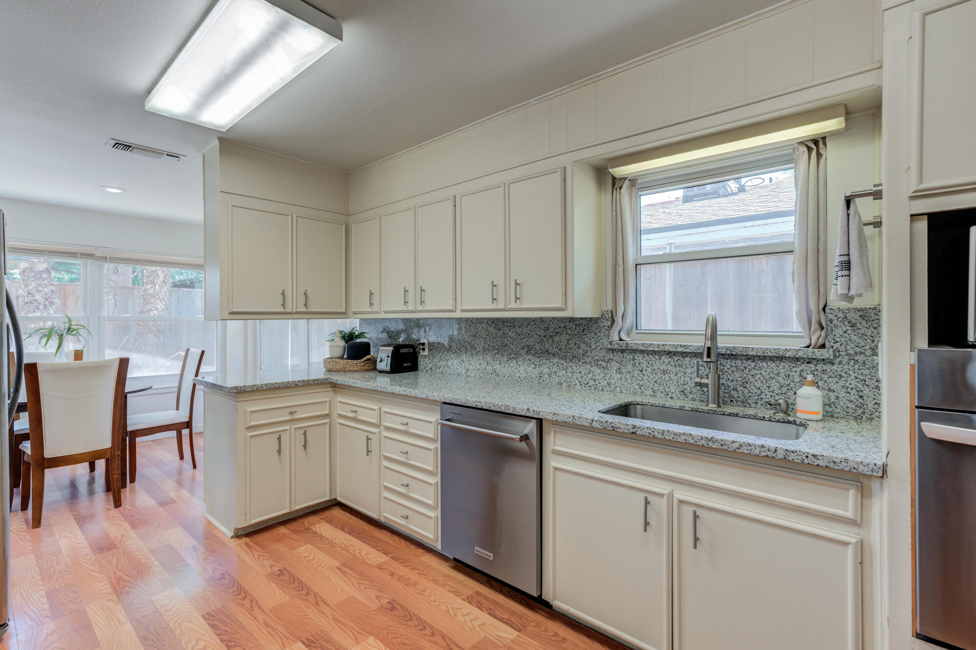 2607 20th Street Lubbock, TX 79410 - Photo 22 of 50 2607-20th-St_Lubbock-TX_26_Kitchen
