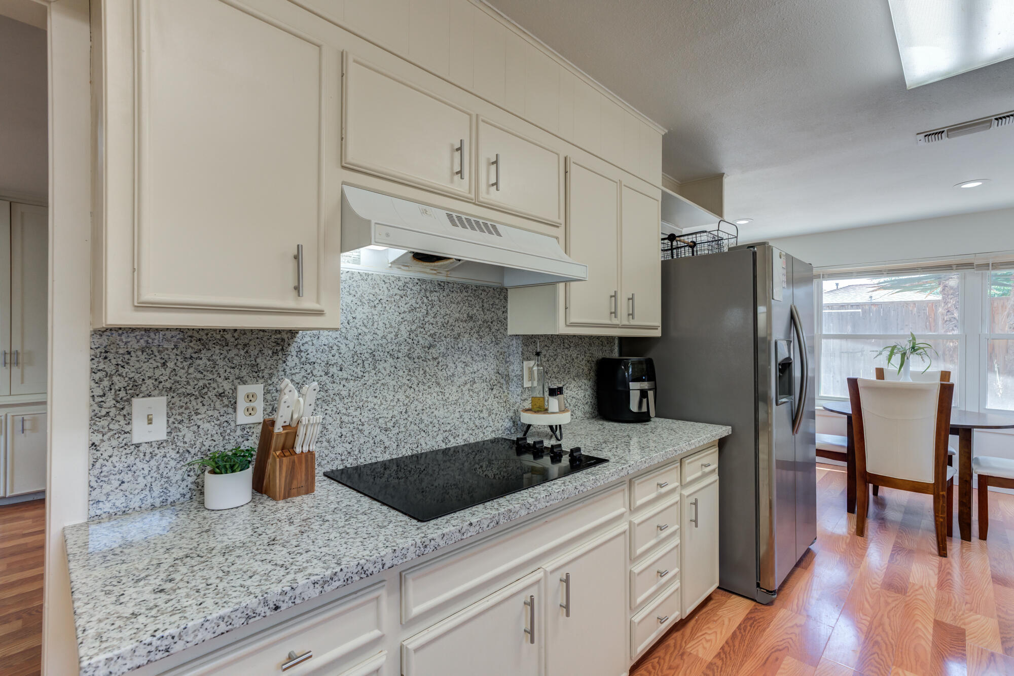2607 20th Street Lubbock, TX 79410 - Photo 23 of 50 2607-20th-St_Lubbock-TX_28_Kitchen