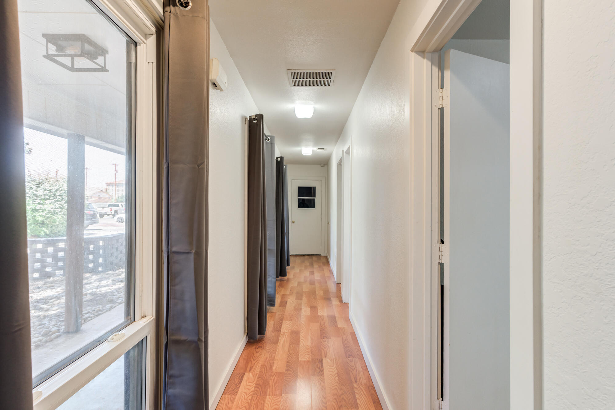 2607 20th Street Lubbock, TX 79410 - Photo 37 of 50 2607-20th-St_Lubbock-TX_7_Hallway