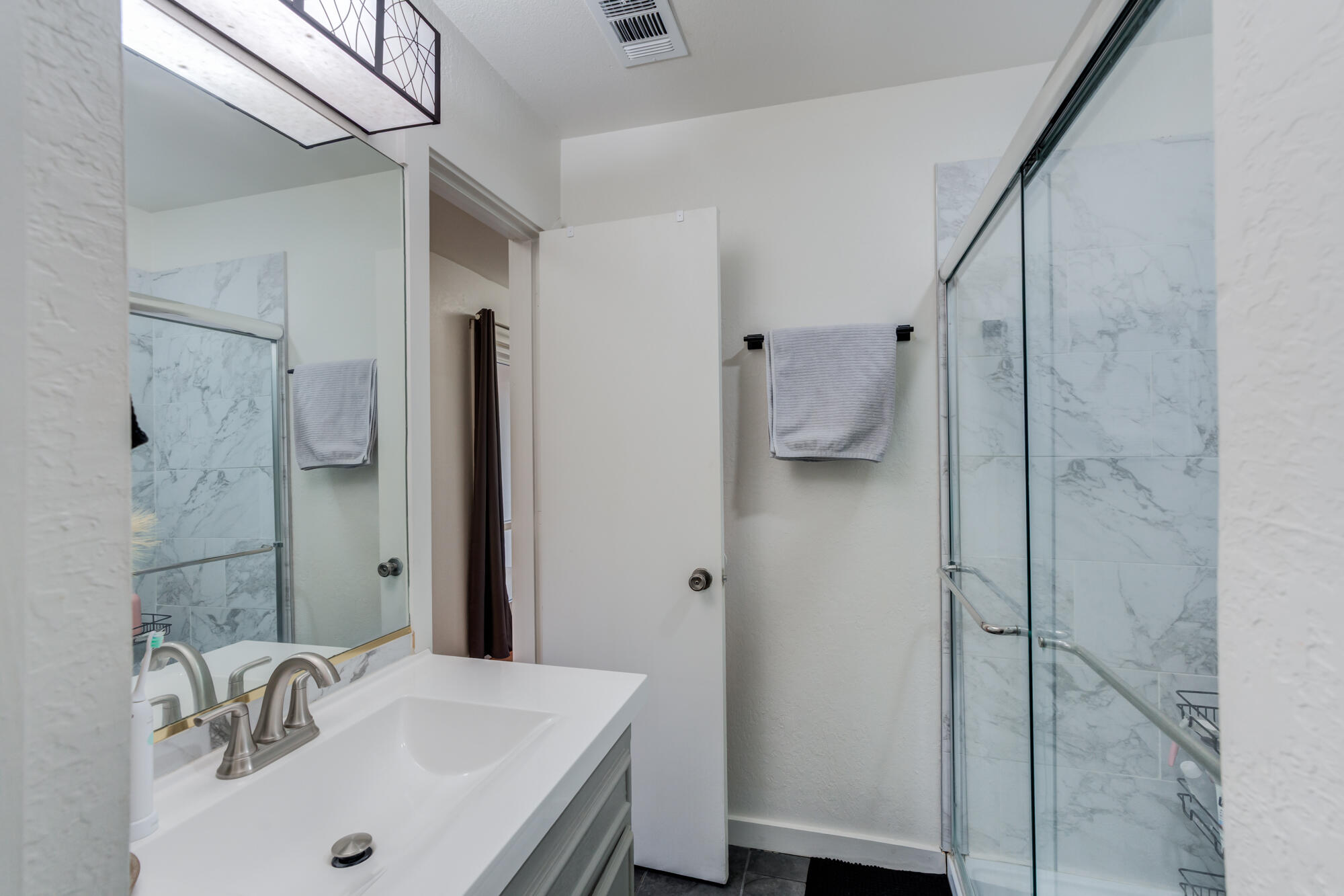 2607 20th Street Lubbock, TX 79410 - Photo 43 of 50 2607-20th-St_Lubbock-TX_13_Bathroom-2
