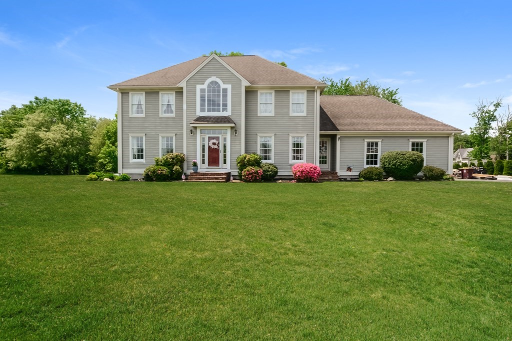 10 Golfview Road Acushnet, MA 02743 - Photo 1 of 35 Gallery Image 1