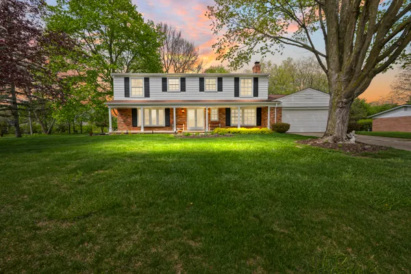 $645,000 | 19168 Chelton Drive, Beverly Hills, MI 48025