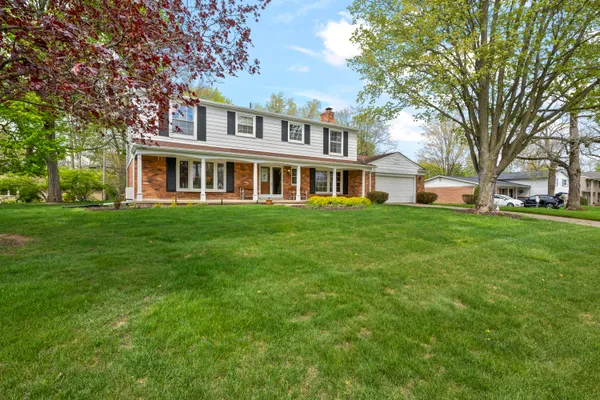 $645,000 | 19168 Chelton Drive, Beverly Hills, MI 48025