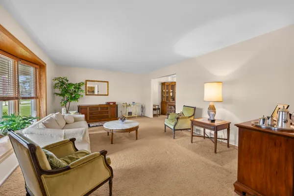 $645,000 | 19168 Chelton Drive, Beverly Hills, MI 48025