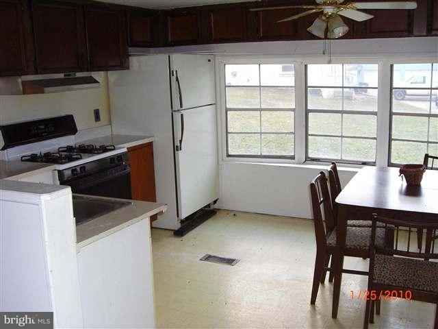 2445 Pine Road York, PA 17408 - Photo 4 of 9