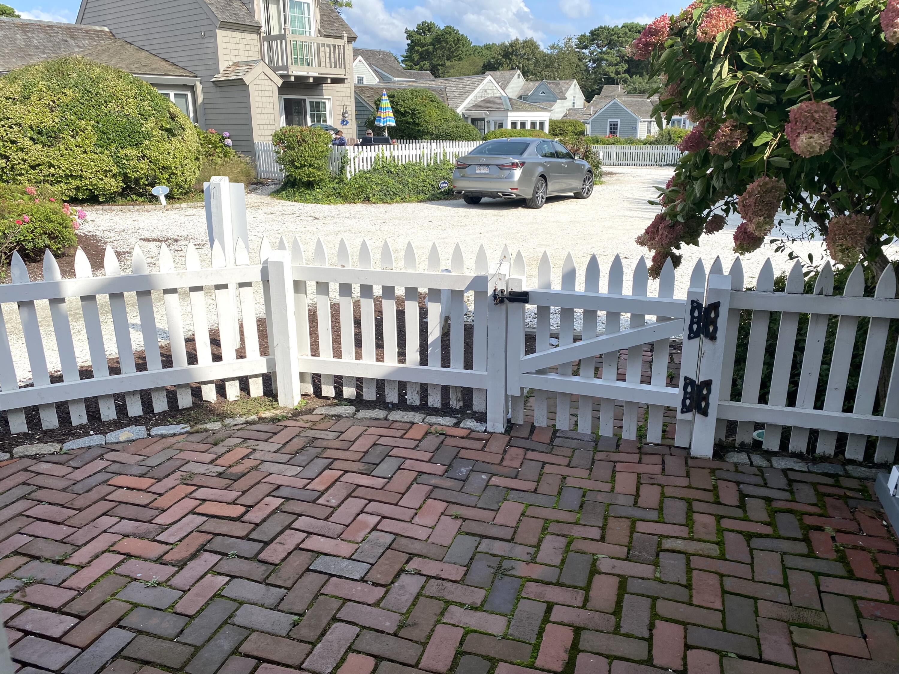 4 Race Point Road Mashpee, MA 02649 - Photo 16 of 37