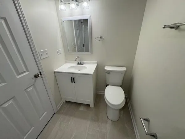 $344,900 | 151 North Kenilworth Avenue, Unit 4G, Oak Park, IL 60301