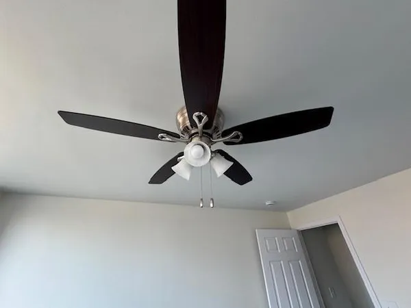 $344,900 | 151 North Kenilworth Avenue, Unit 4G, Oak Park, IL 60301