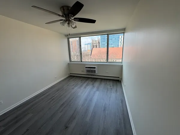 $344,900 | 151 North Kenilworth Avenue, Unit 4G, Oak Park, IL 60301
