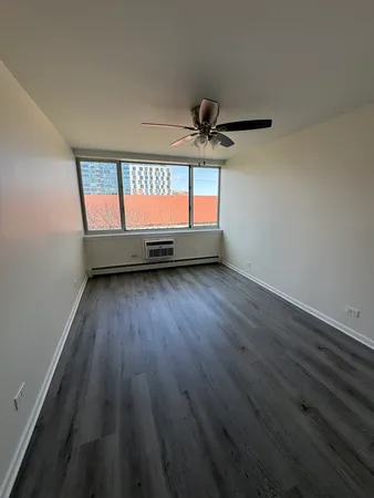$344,900 | 151 North Kenilworth Avenue, Unit 4G, Oak Park, IL 60301