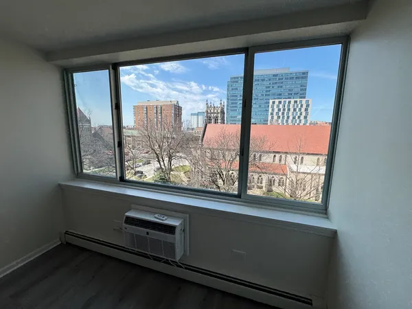 $344,900 | 151 North Kenilworth Avenue, Unit 4G, Oak Park, IL 60301