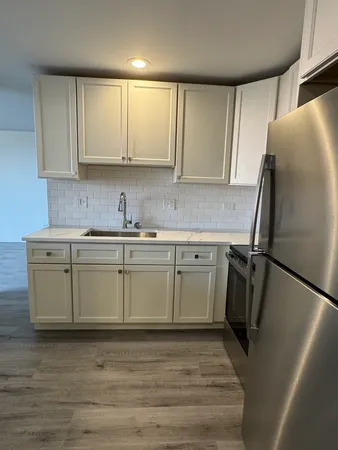 $344,900 | 151 North Kenilworth Avenue, Unit 4G, Oak Park, IL 60301
