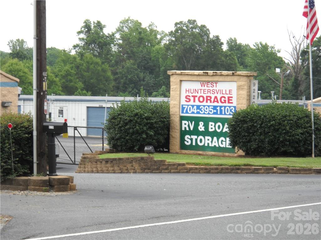 9003 Beatties Ford Road Huntersville, NC 28078 - Photo 7 of 11