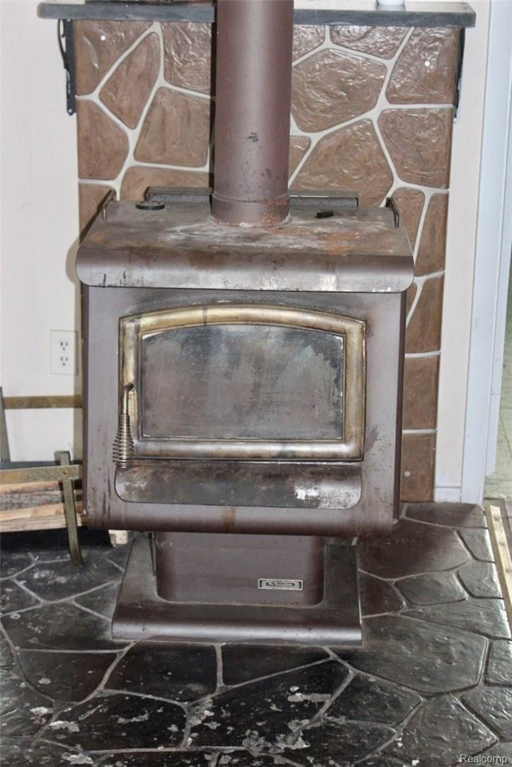 9066 West Frances Road Flushing, MI 48433 - Photo 9 of 18 IMG_8205.jpg