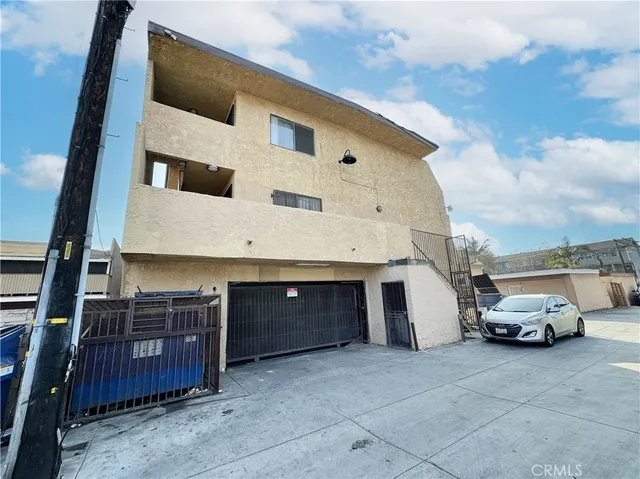 a car parked in front of a house