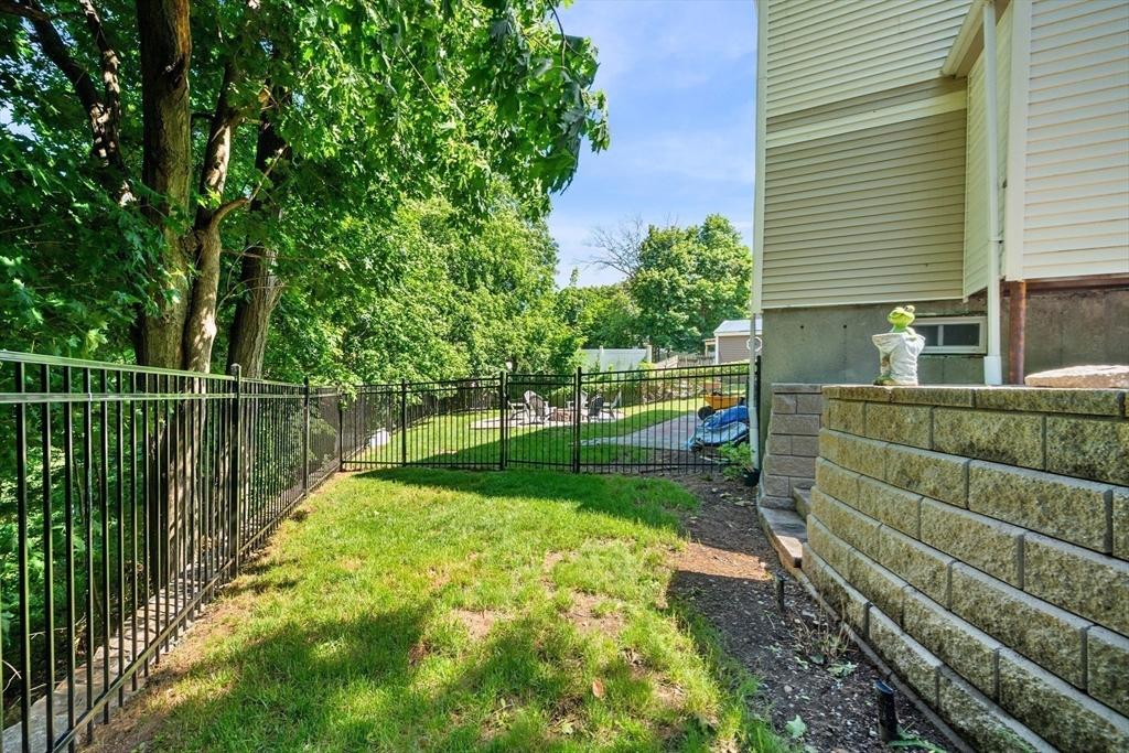 55 Dibble Road Lynn, MA 01904 - Photo 32 of 35