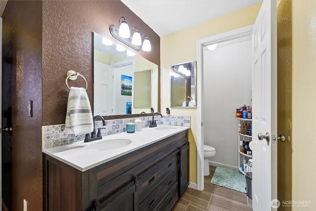 $379,000 | 4007 South Mayfield Street, Kennewick, WA 99337