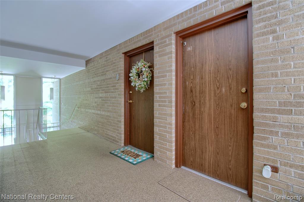 16547 Middlebelt Road, Unit 6 Livonia, MI 48154 - Photo 6 of 29