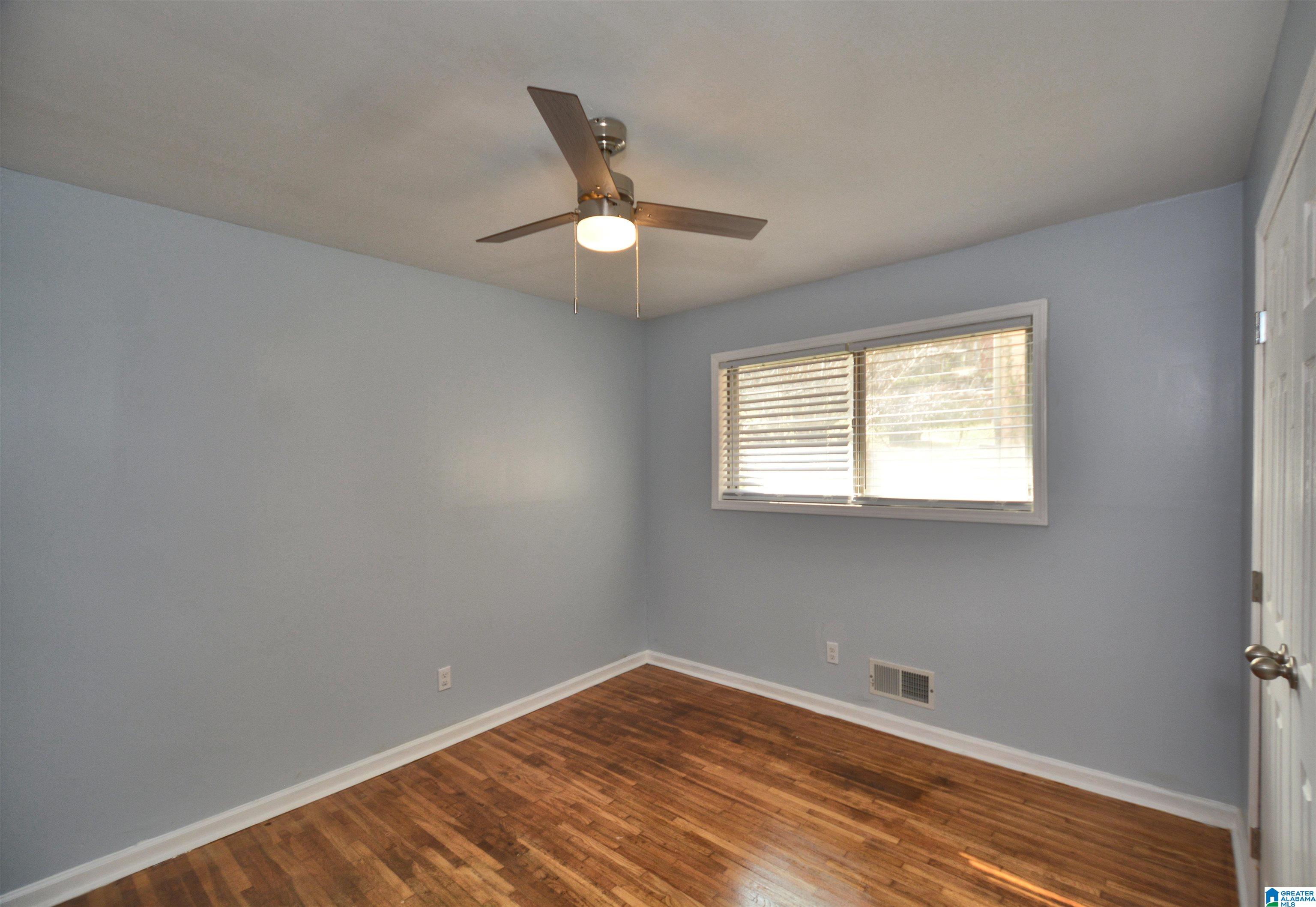 325 16th Avenue Southwest Birmingham, AL 35211 - Photo 24 of 34