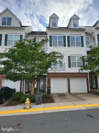 $2,800 | 13945 Hollow Wind Way, Unit 101, Woodbridge, VA 22191